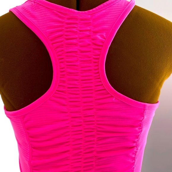 💞90 DEGREE 💞by reflex sleeveless pink sports shirt . Medium. - Picture 3 of 10